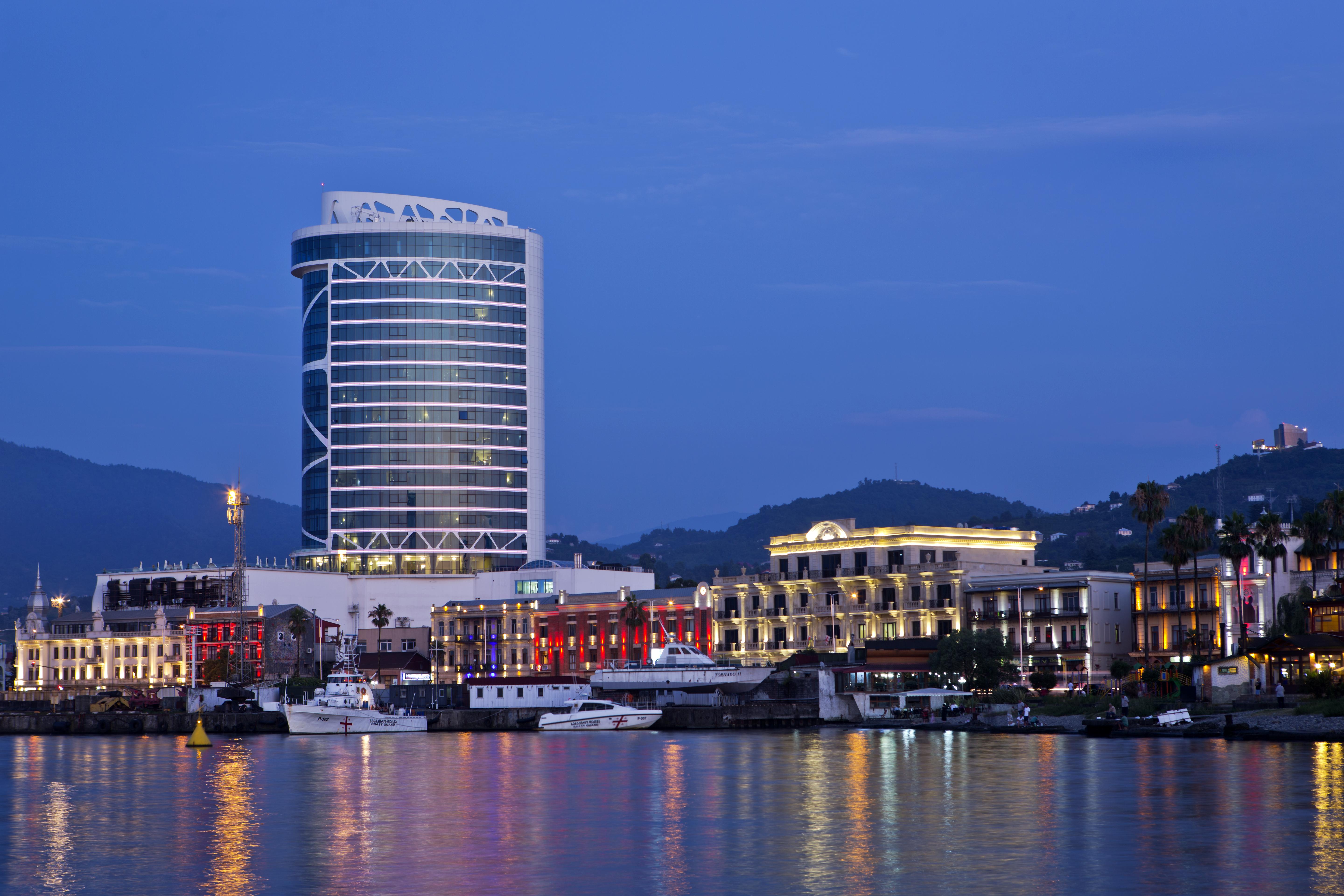 Jrw Welmond Hotel Batumi Exterior foto